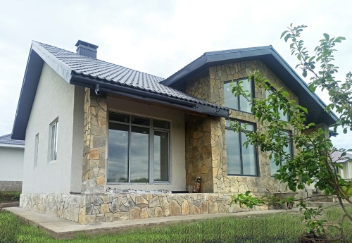 Плитняк златолит Уральский  для фасада купить в Осе