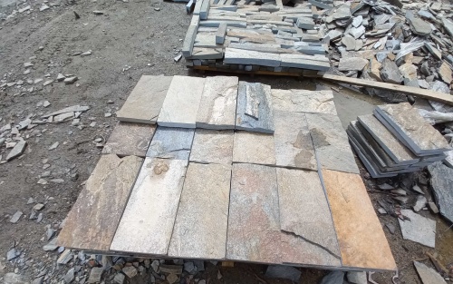 Плитка пилёная златолит Уральский для цоколя, отмостки купить в Осе