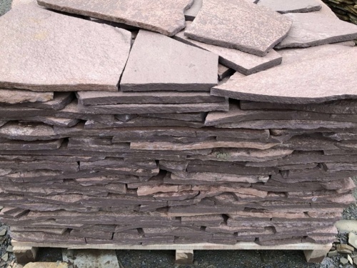 Плитняк лемезит бордовый для облицовки цоколя 20-25 мм  купить в Осе