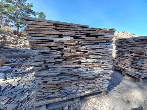 Плитняк златолит серебристый для фасада купить в Осе